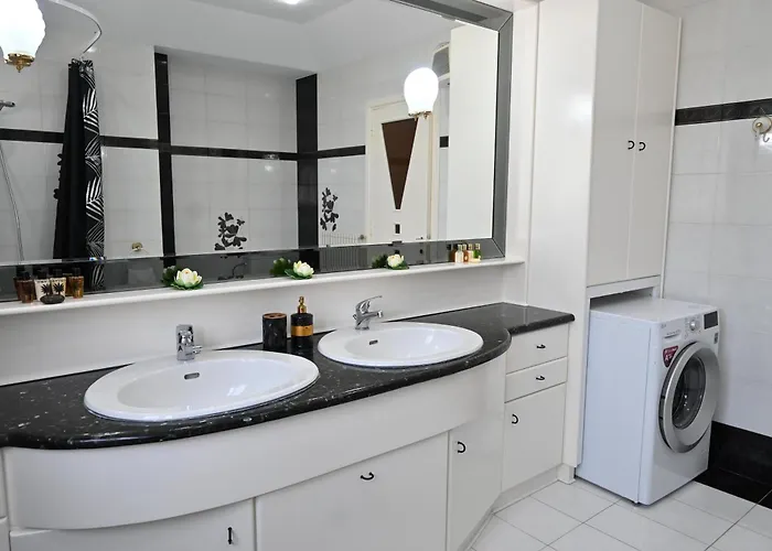 Gianangelo Villa Kremastí